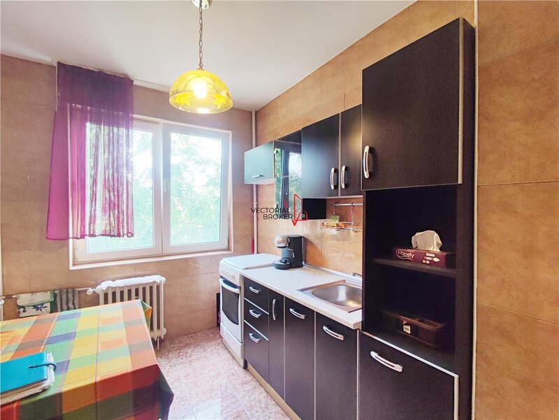 Doamna Ghica, in planul doi, etaj 3/10, mobilat si utilat bloc reabilitat